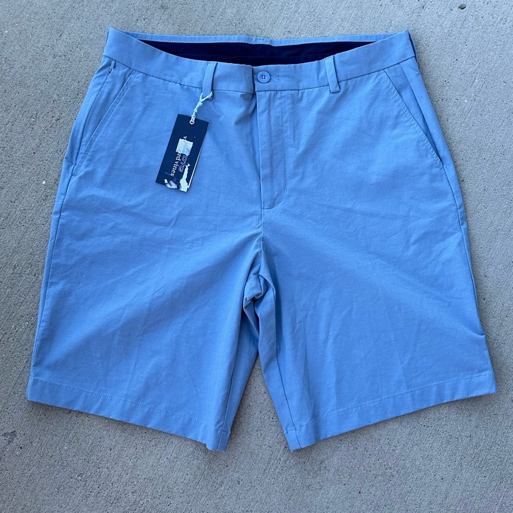 Vineyard Vines 9 Inch On The Go Short Men's Golf Size 34 Light Blue